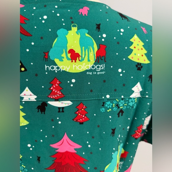 NWT Cherokee Christmas Dog Is Good XL Scrub Top Happy Holidogs Green Scrubs Dogs - Picture 4 of 7